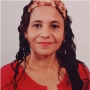 Profesora de Educación Integral con experiencia dando clase en primaria, secundaria y universidades